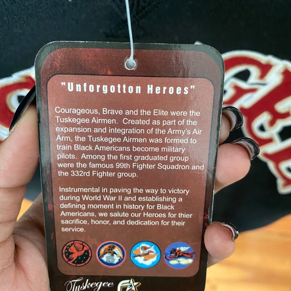 Black First Star Tuskegee airmen Crewneck - Picture 7 of 13